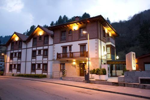 Adeko Hotel Barakaldo Exterior photo
